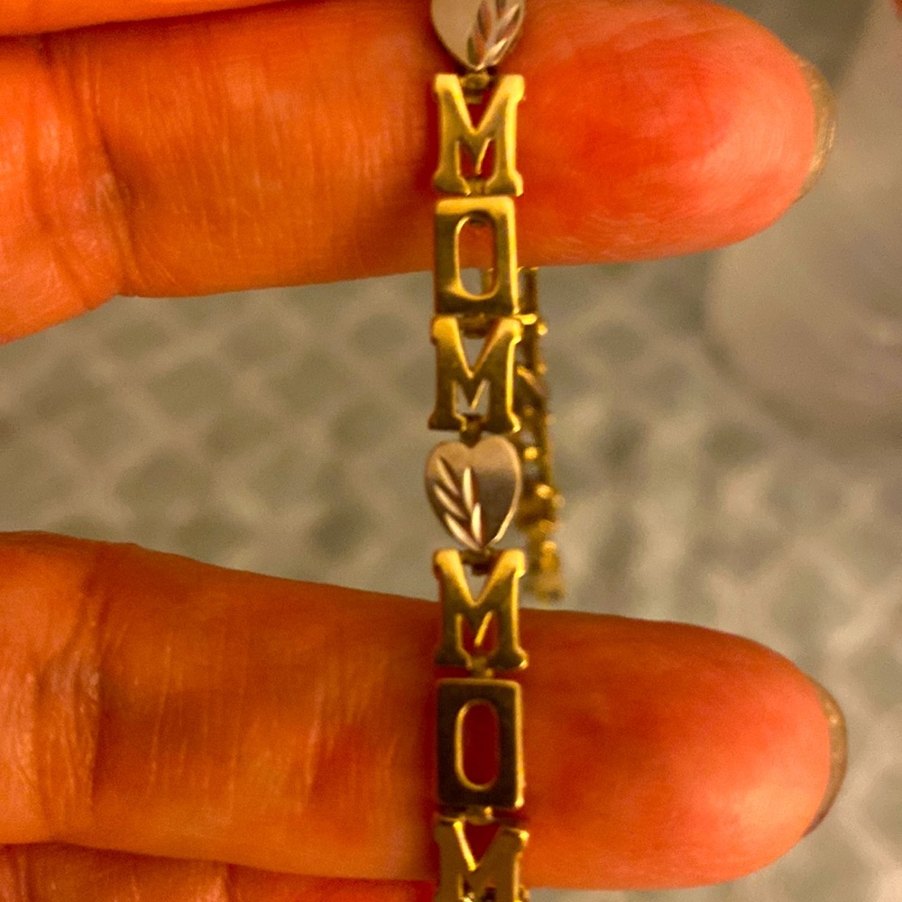 Solid 14kt Mom Bracelet Good Condition. - image 1